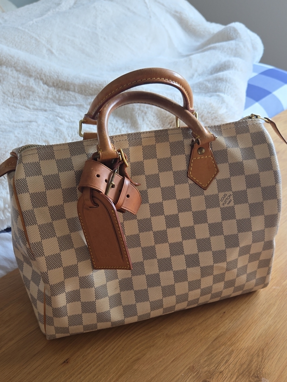 Louis Vuitton Speedy Damier Azur 35, Auth, French Chic, Lock, Key, Luggage Tag